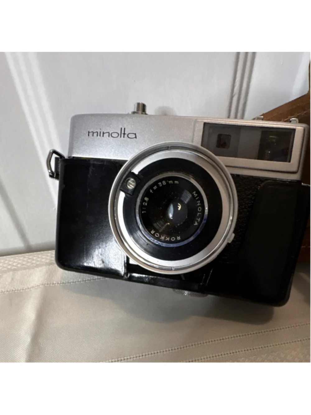 Minolta Autopak 700 Rangefinder Camera Rokkor 38mm f/2.8 Lens with Case